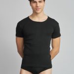 Φανέλα Ανδρική Κοντομάνικη Μαύρη Με  Ανοιχτό Λαιμό